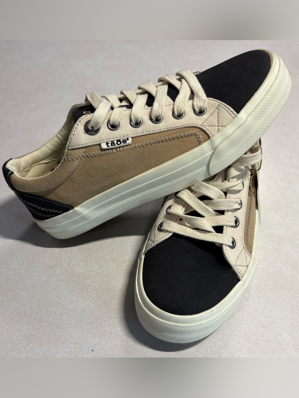 Taos Footwear Women's Plim Soul size 7